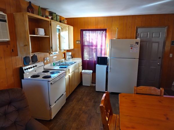 Rock Village Court - Cabin 7