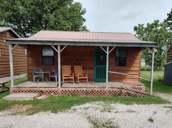 Rock Village Court - Cabin 9